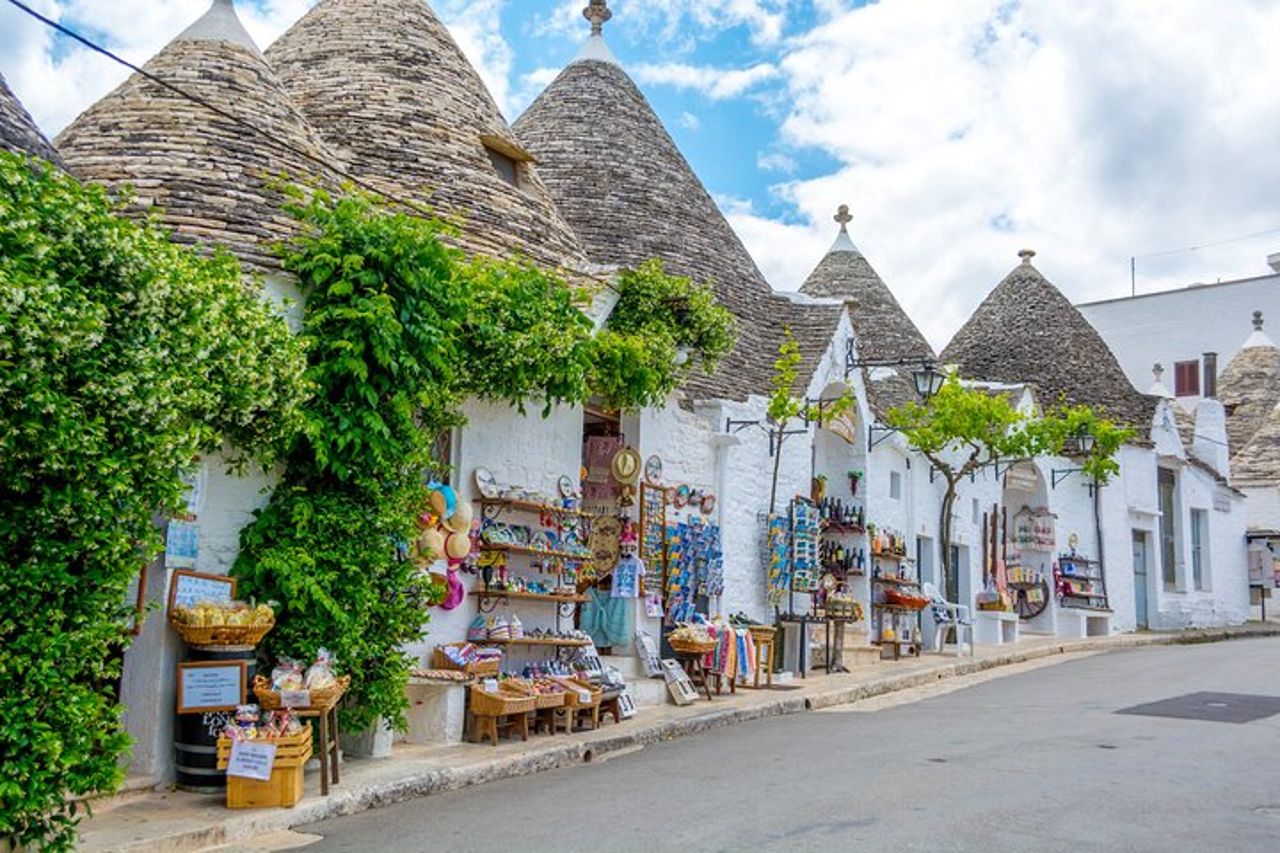 Da Bari: Unesco Tour - Visita Guidata di Matera e Alberobello — 4