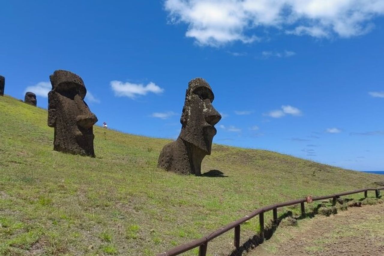 Tour di un'intera giornata ai siti emblematici di Rapa Nui