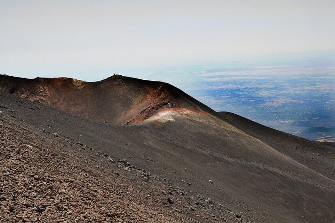 Transfer da Taormina a Siracusa con Sosta al Vulcano Etna — 2