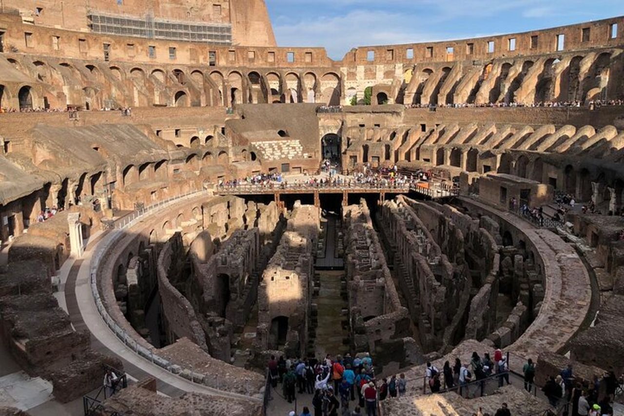 Biglietto d'ingresso salta fila al Colosseo con accesso al Foro Romano — 2