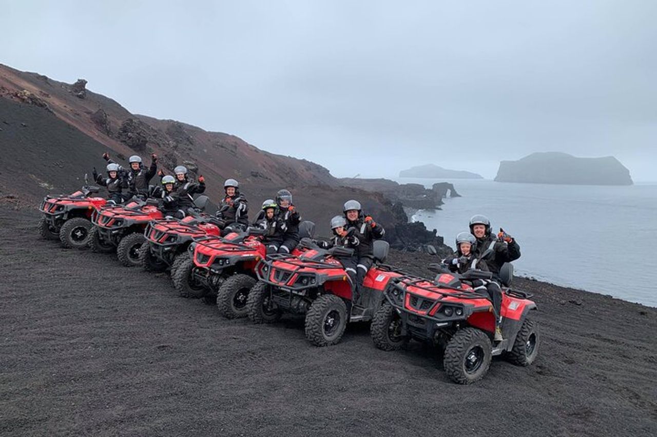 Tour in ATV con panorami vulcanici e paradiso dei puffini — 7