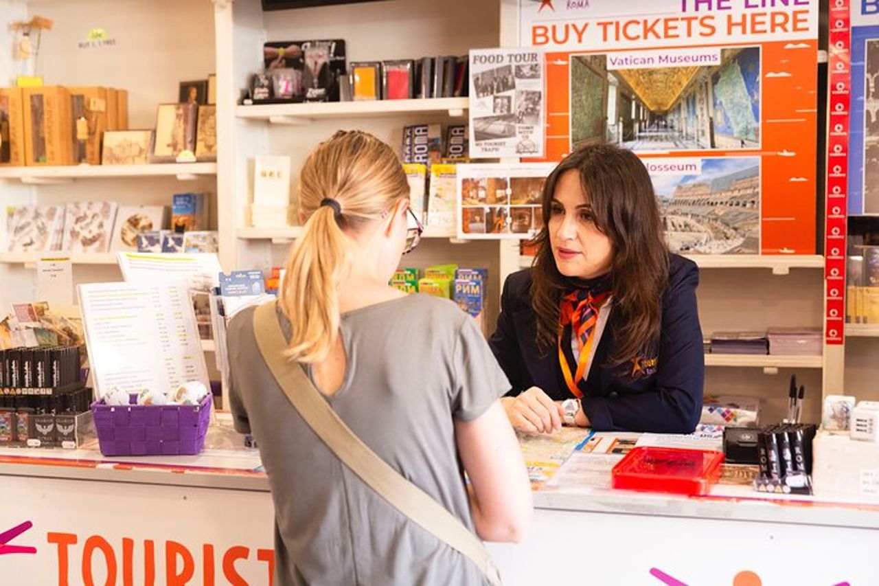 Piazza Navona e Trevi District Underground Pass con Audioguida — 7