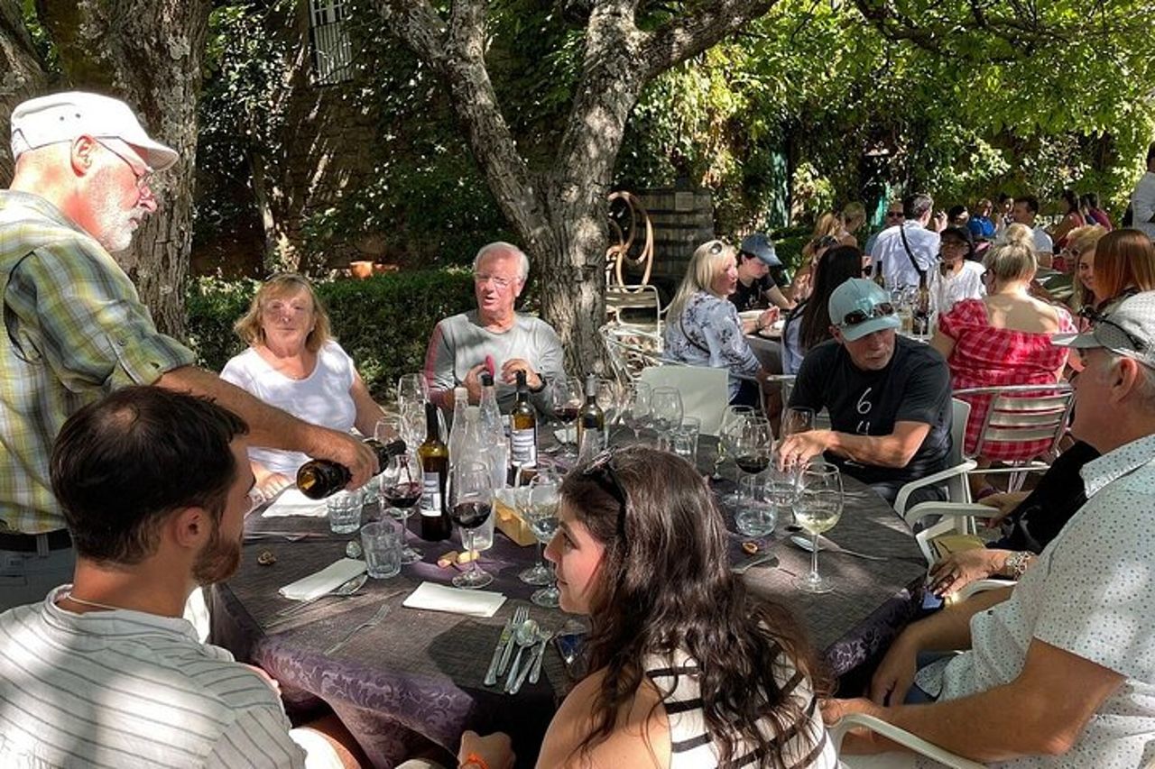 Tour della valle del Douro: 2 visite ai vigneti, crociera sul fiume, pranzo in cantina — 4