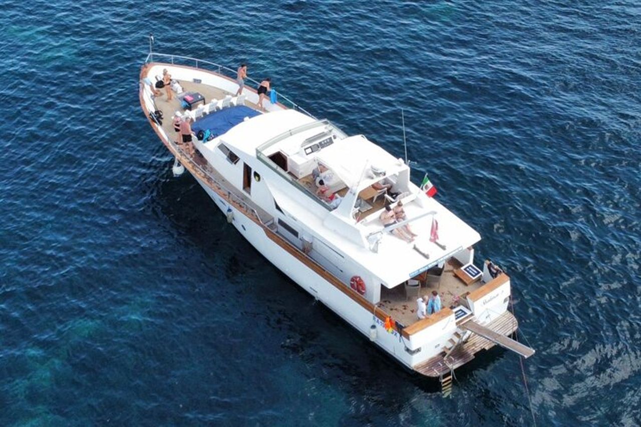 Escursione in Yacht Shalimar IV — 2