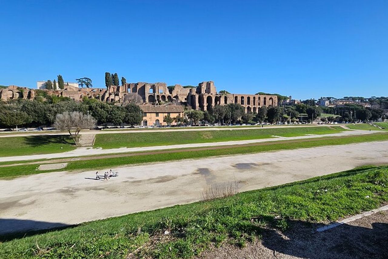 Tour privato di lusso di Roma dal porto di Civitavecchia — 2