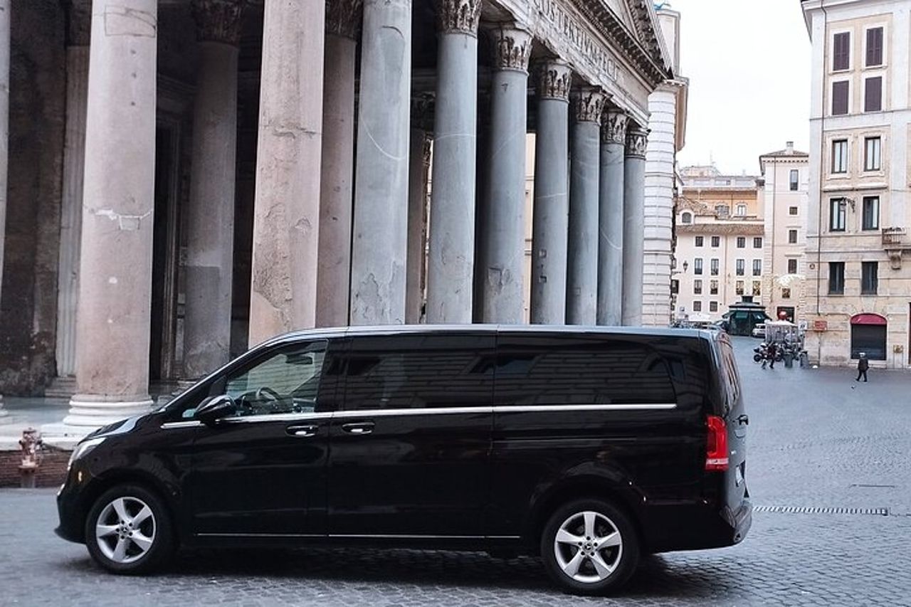 Tour privato di lusso di Roma dal porto di Civitavecchia — 8