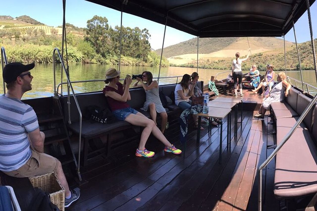 Tour del vino per piccoli gruppi della Valle del Douro con pranzo e crociera sul fiume — 5