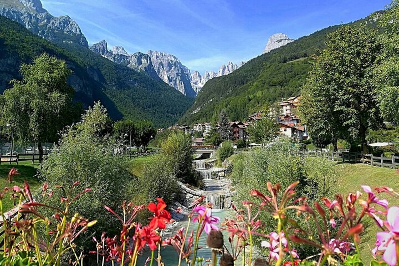 Tour del Lago di Molveno e della Distilleria di Grappa con Degustazioni — 3