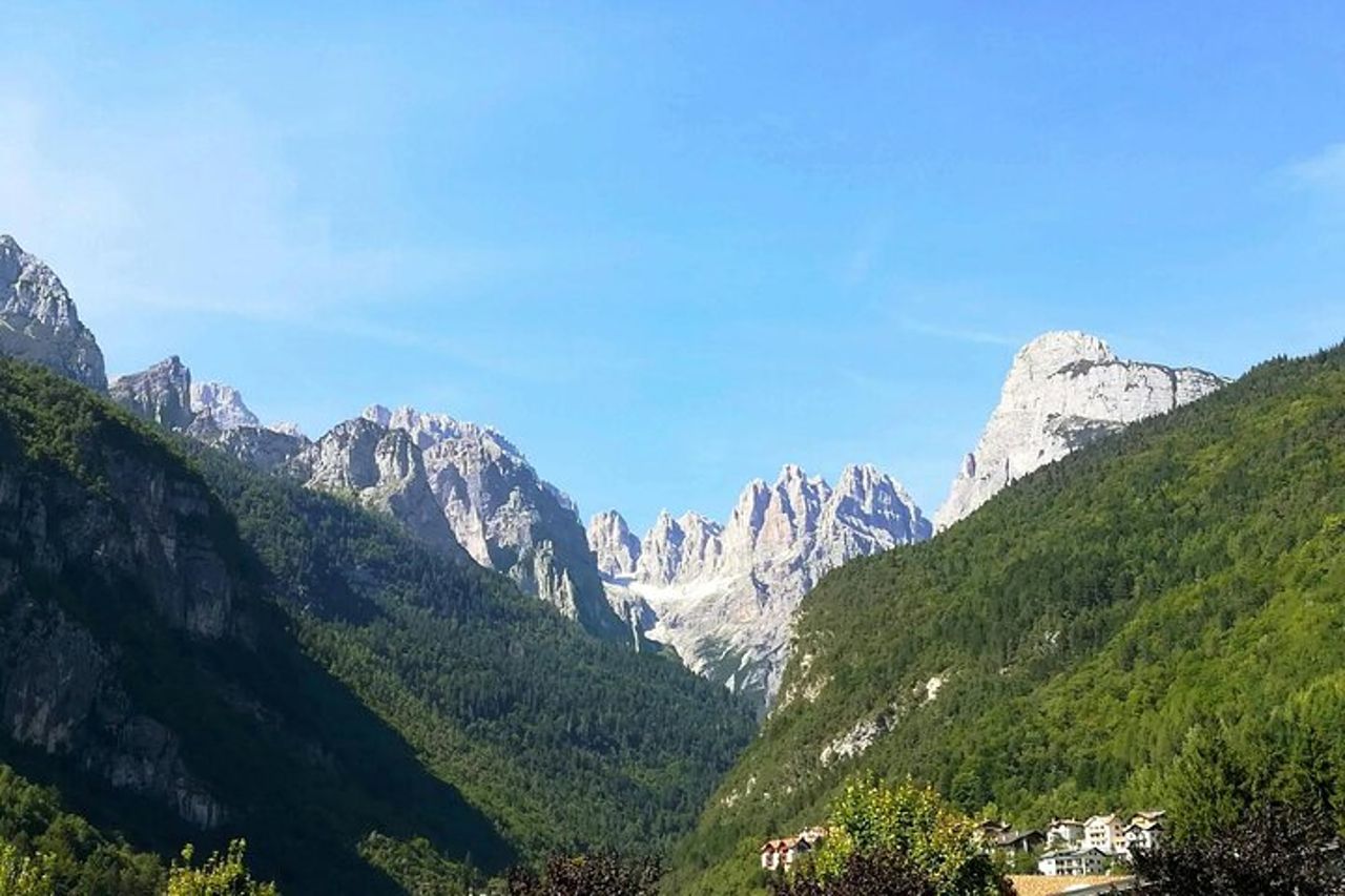 Tour del Lago di Molveno e della Distilleria di Grappa con Degustazioni — 6