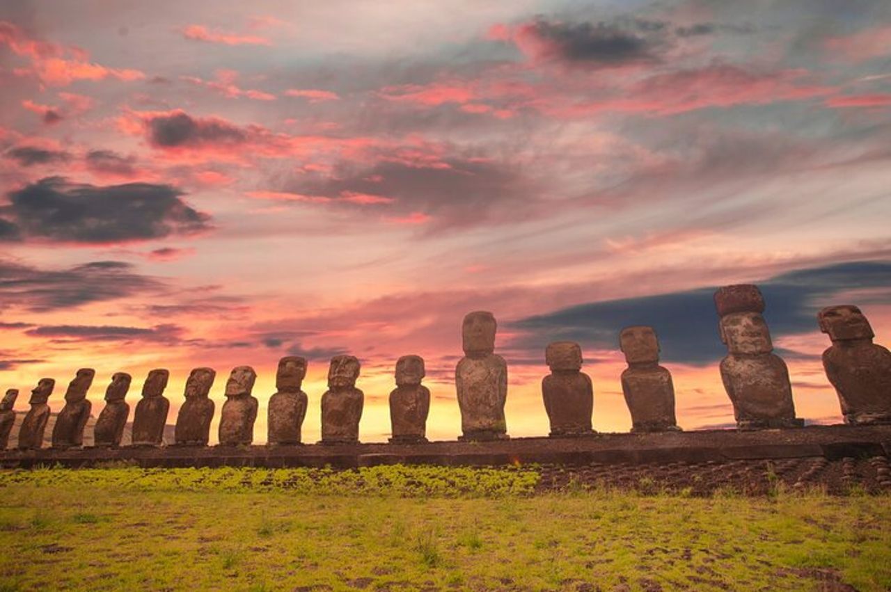 Tour privato all'alba al 15 Moai Tongariki Park — 6