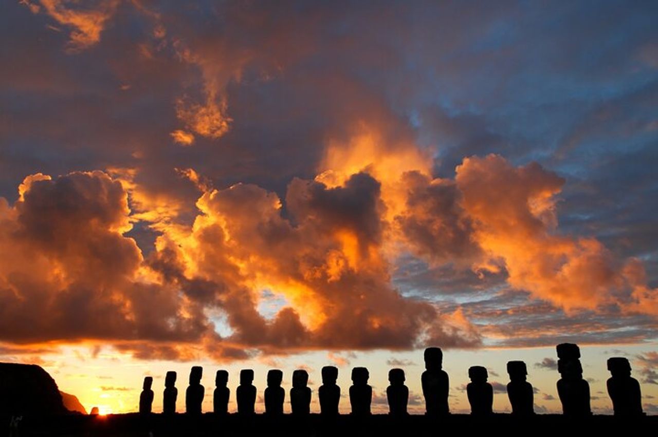 Tour privato all'alba al 15 Moai Tongariki Park — 7
