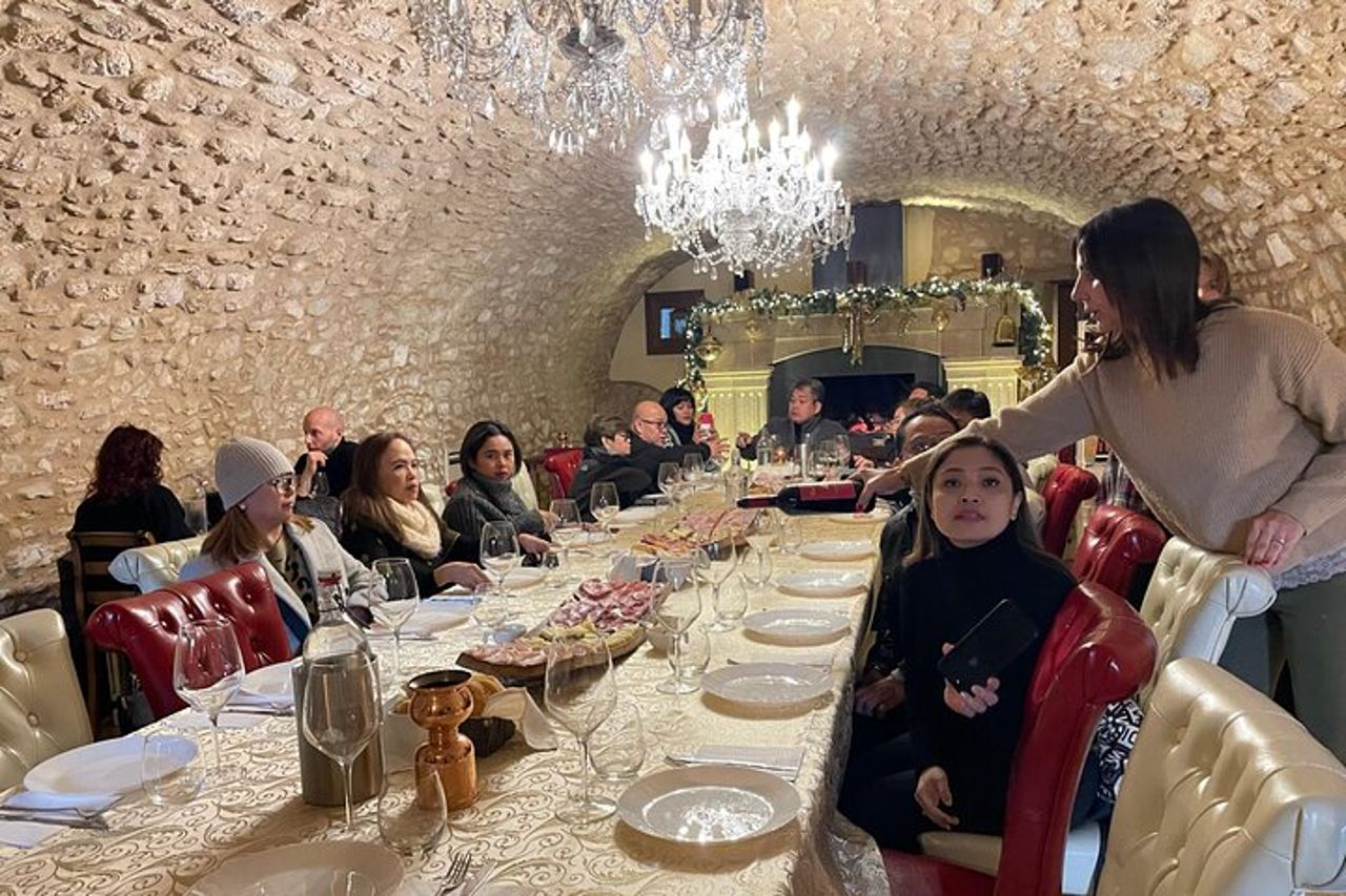 Grand tour della Valpolicella: focus Amarone, 2 Cantine e Pranzo — 5