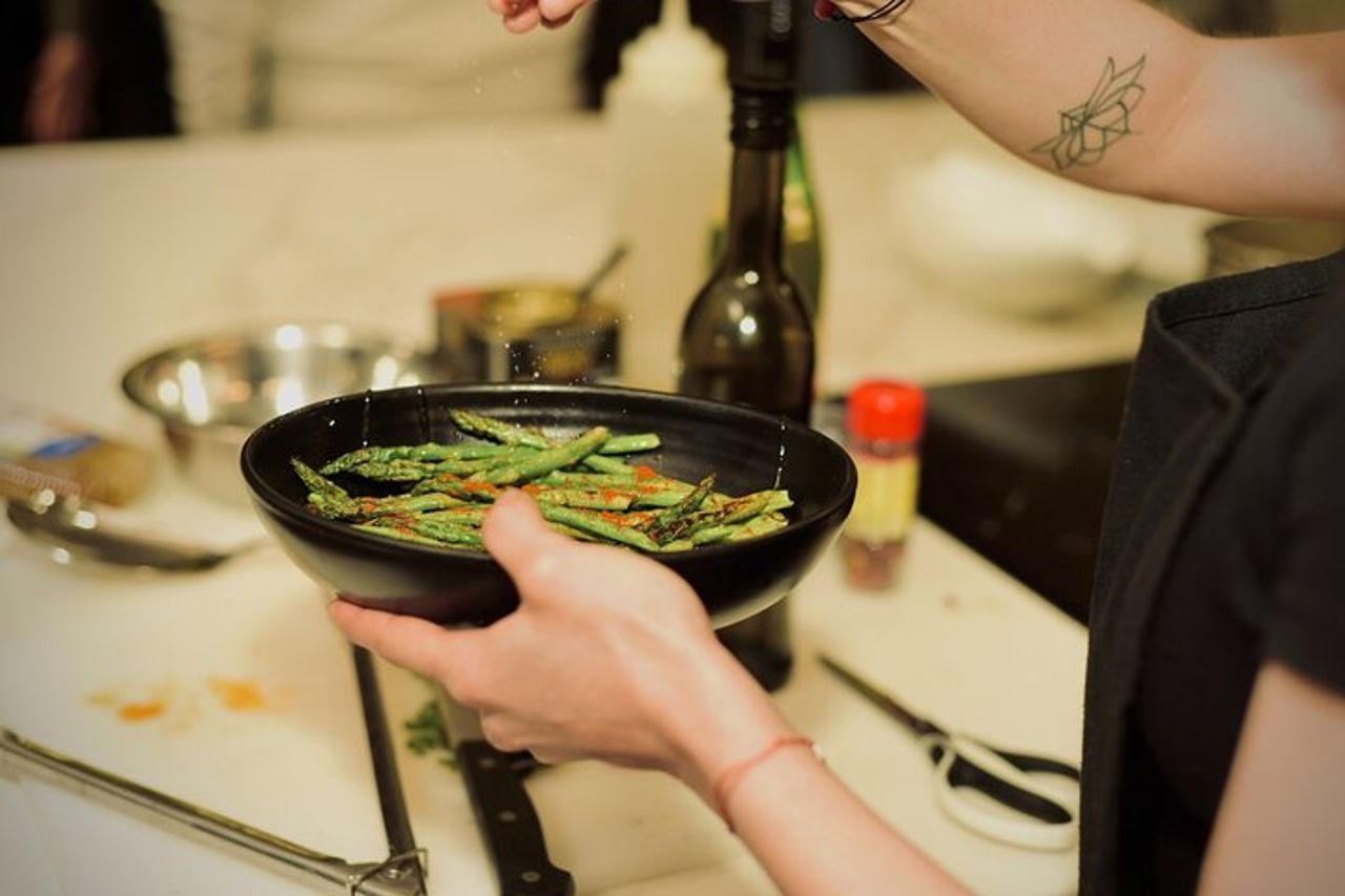 Tour a piedi delle tapas di Barcellona: Cibo, vino & storia — 6