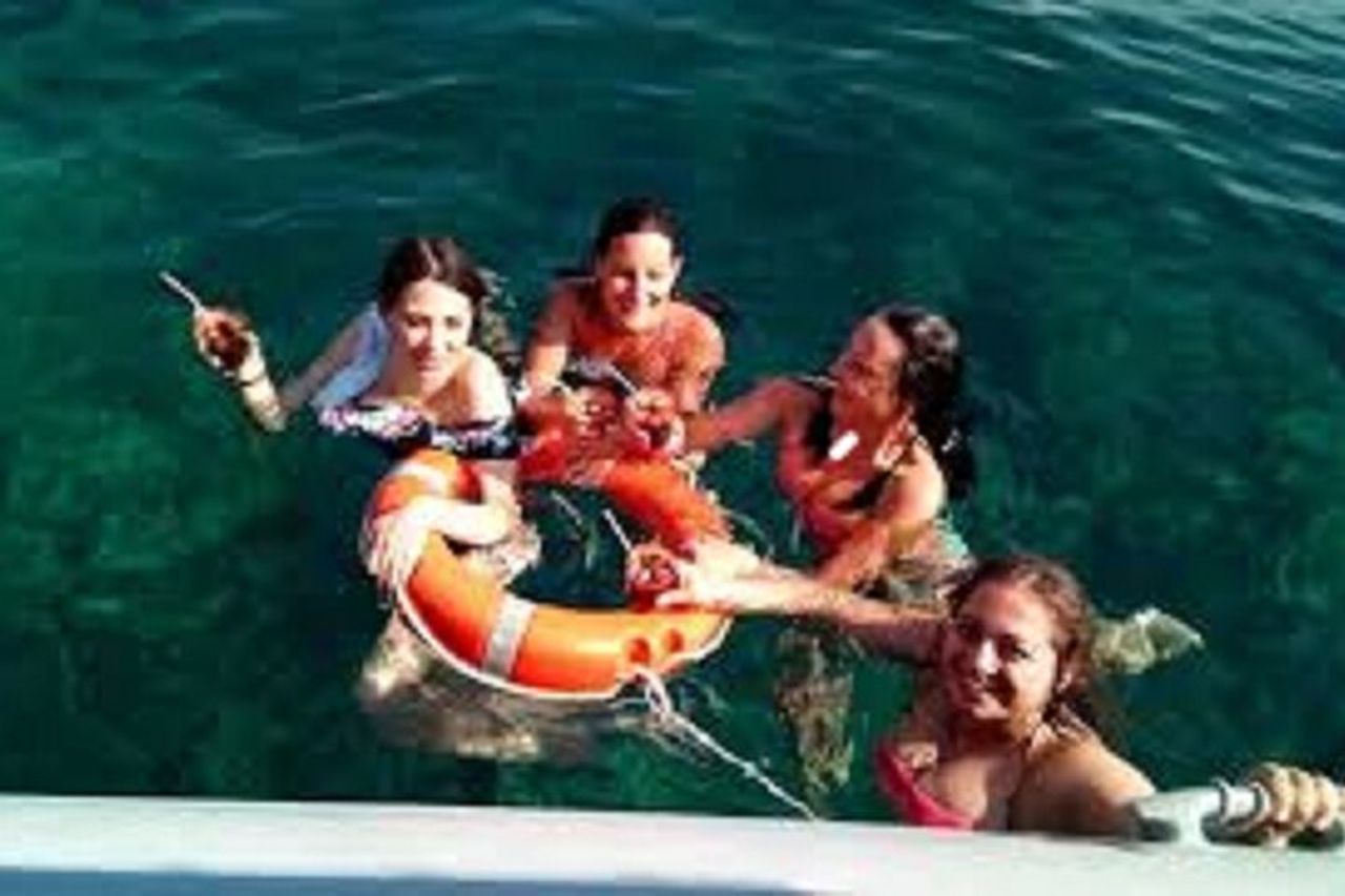 Milazzo Tour in Barca con Snorkeling — 3