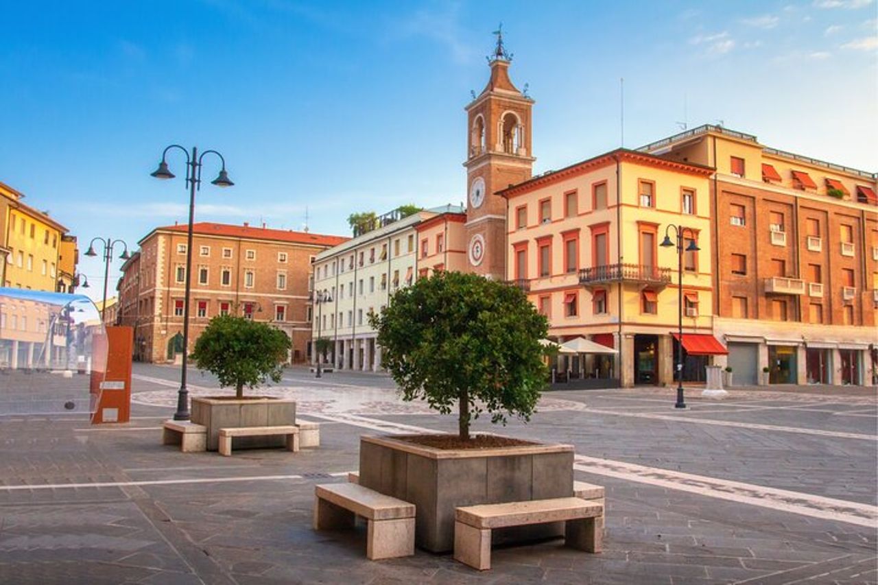 Caccia al tesoro a Rimini & tour a piedi con audioguida — 6
