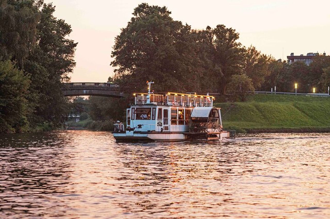 Crociera turistica di 1 ora sul fiume Vistola di Cracovia — 7