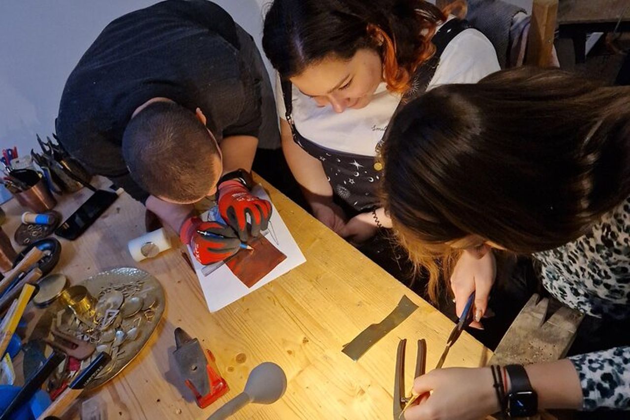Laboratorio di artigianato della vera comunità rom — 3