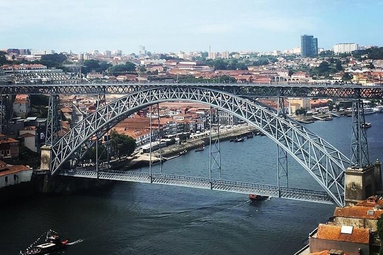 Da Porto a Santiago DE Compostela Viaggio di sola andata Fino a 4 fermate — 2