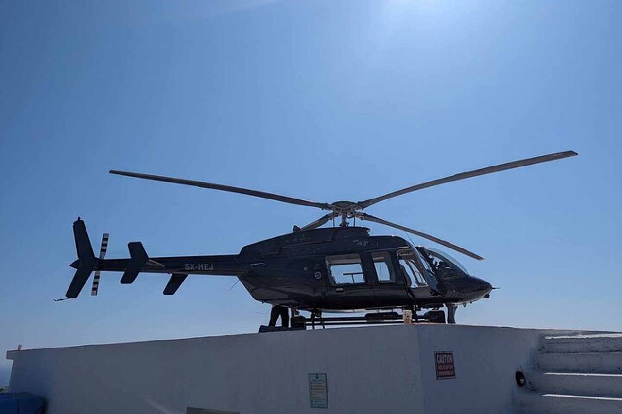 Trasferimento privato in elicottero da Sifnos ad Atene — 4