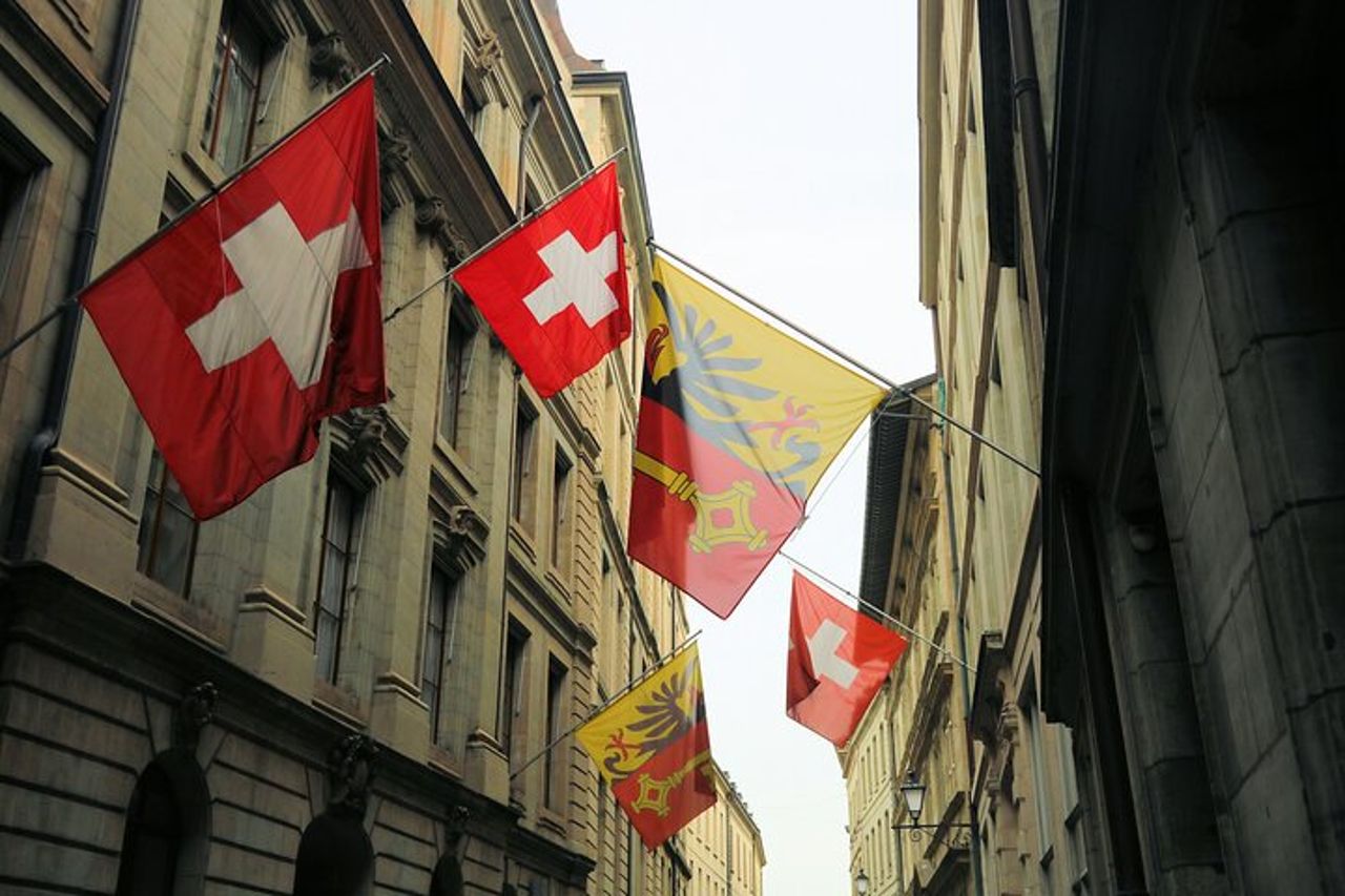 Trasferimento diretto privato da Basilea a Ginevra con autista inglese — 4