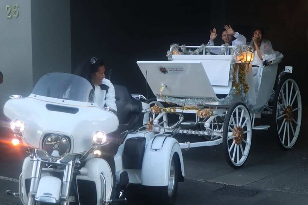 Noleggia auto d'epoca e moto-trike per matrimoni — 2
