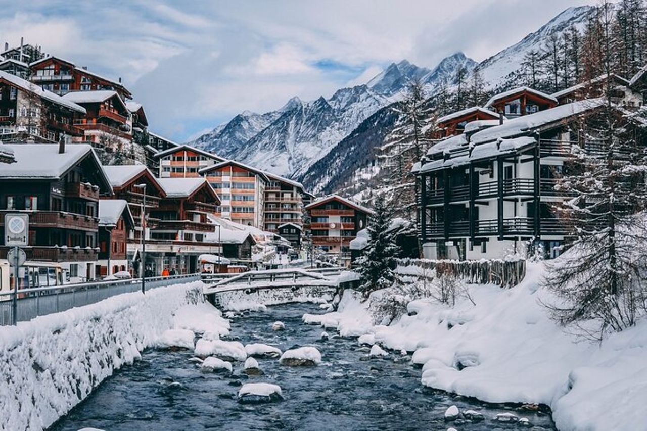 Passeggiata di Natale culturale privata di Zermatt con vista sul Cervino — 9