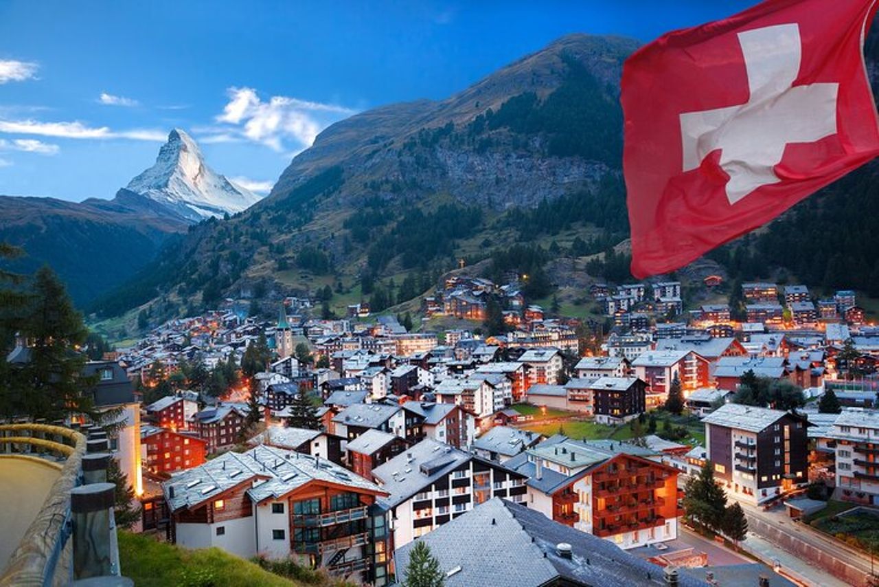 Passeggiata di Natale culturale privata di Zermatt con vista sul Cervino — 7