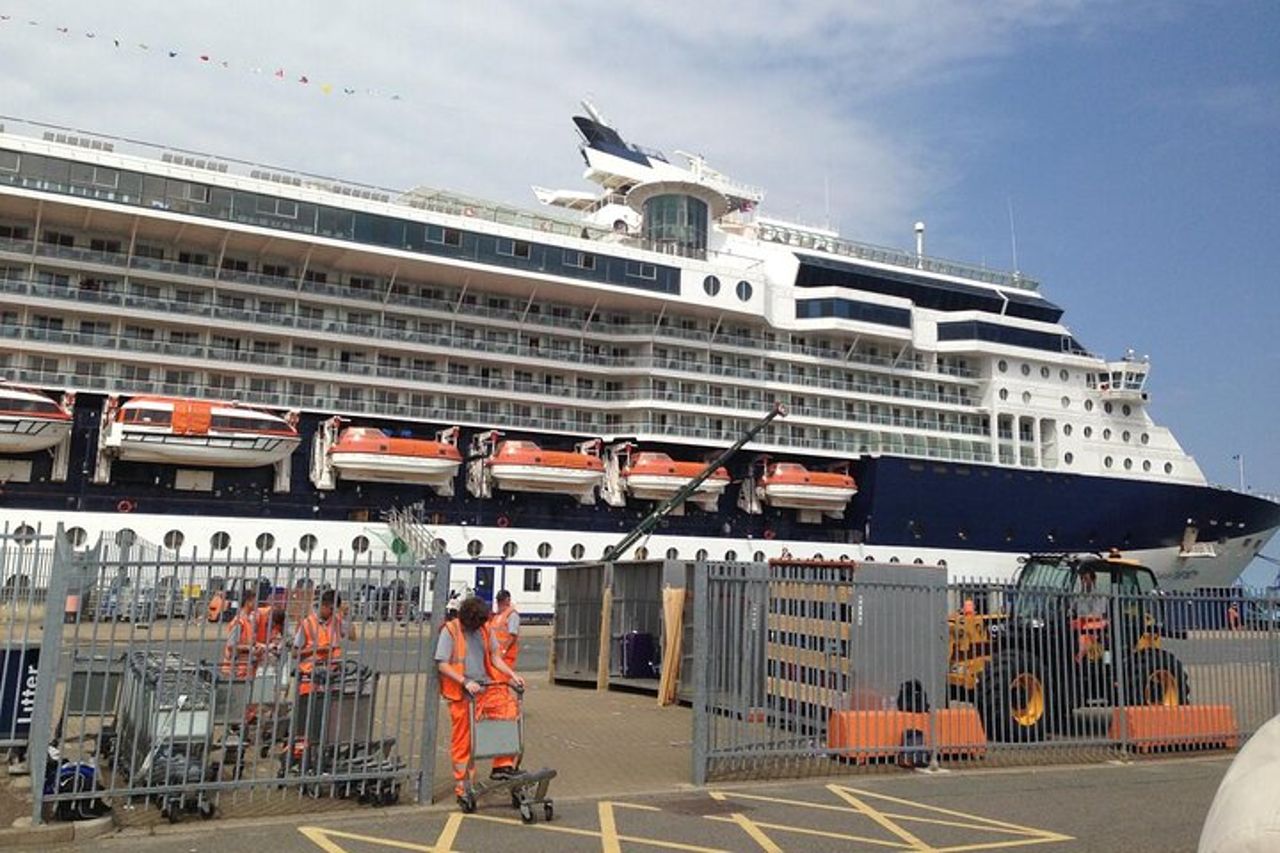 Arrivo Trasferimento da Cruise Ports a London Hotel o London Airports — 2