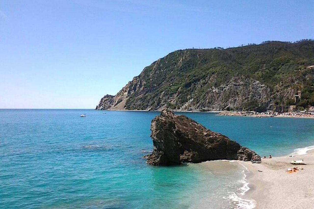 Escursione privata accessibile alle Cinque Terre e Pisa da Livorno — 7