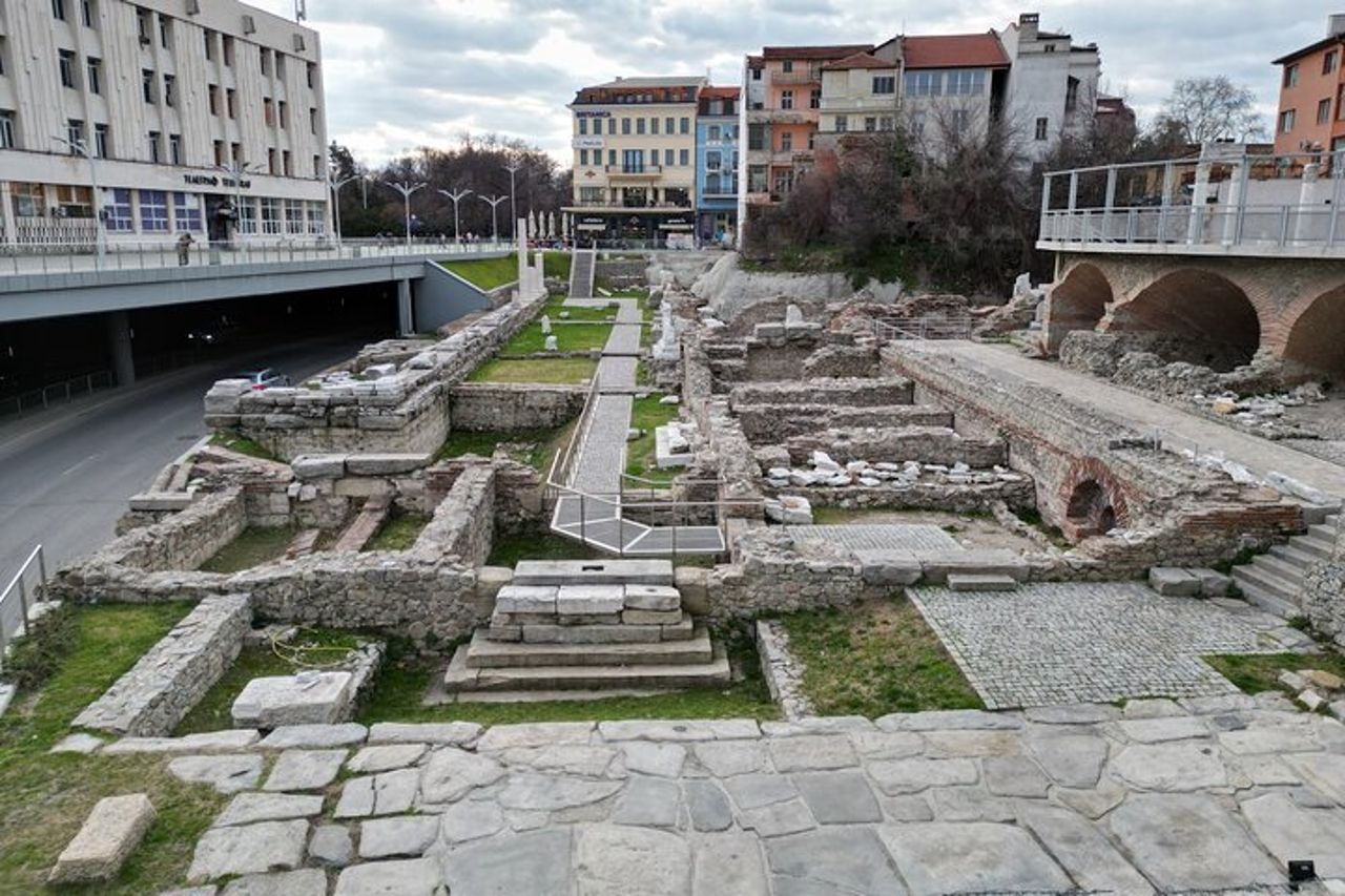Tour per piccoli gruppi a Plovdiv, alla fortezza di Asen e al monastero di Bachkovo — 9