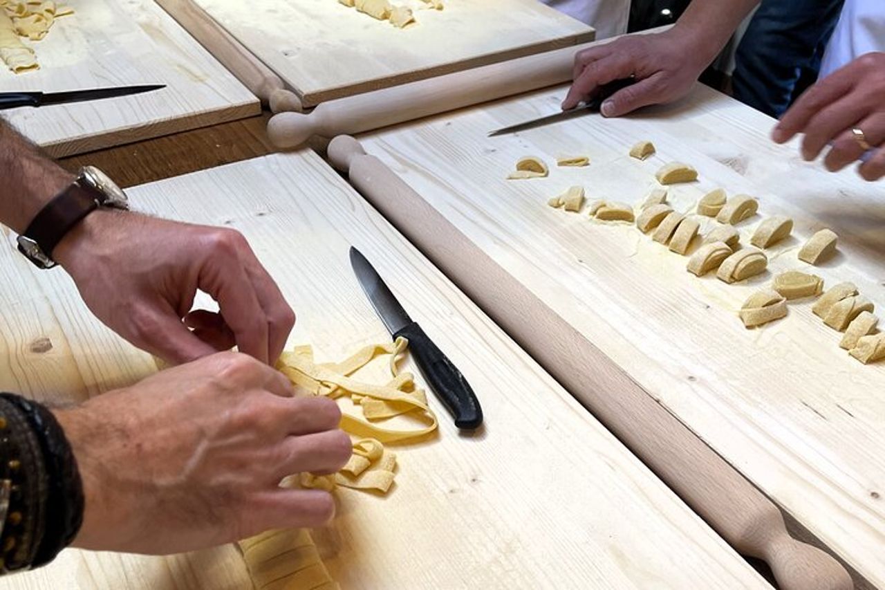Esperienza Classe di cucina in San Gimignano con pranzo — 8