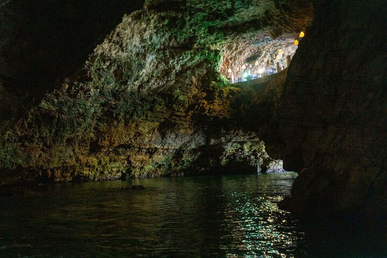 Tour Privato di Mezzo Giorno in Catamarano a Polignano a mare — 6