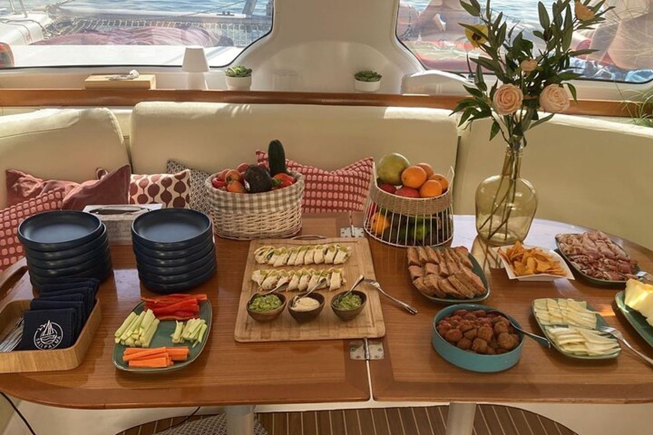 Catamarano di lusso a vela con bevande di benvenuto Tapas Max10 - 12Person — 7