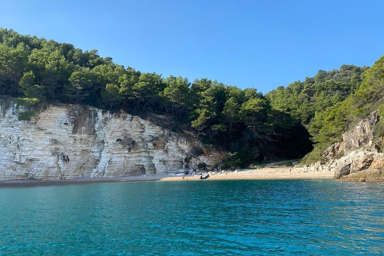 4 Ore Tour Privato Guidato in Barca a Vieste — 2