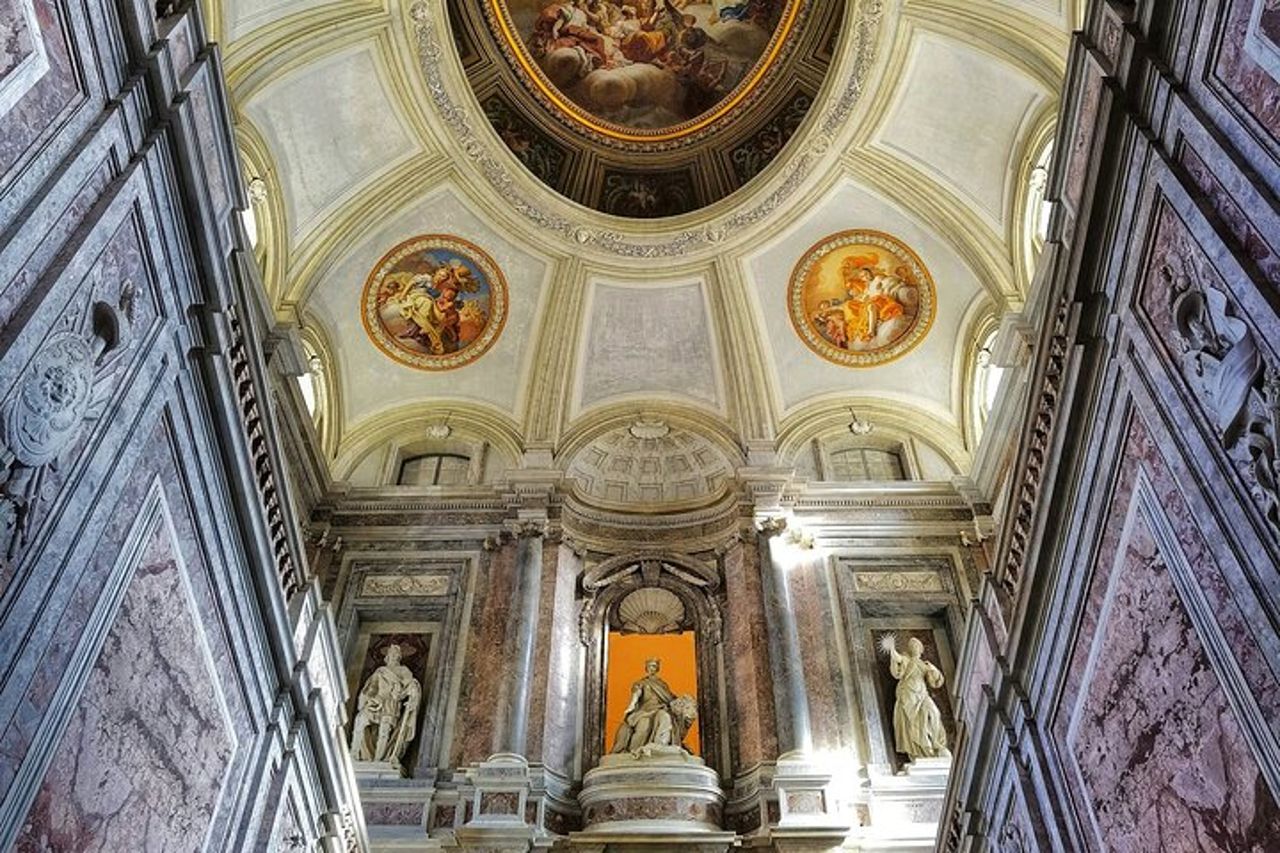 Tour Privato Intera Giornata alla Reggia di Caserta e a Pompei — 3
