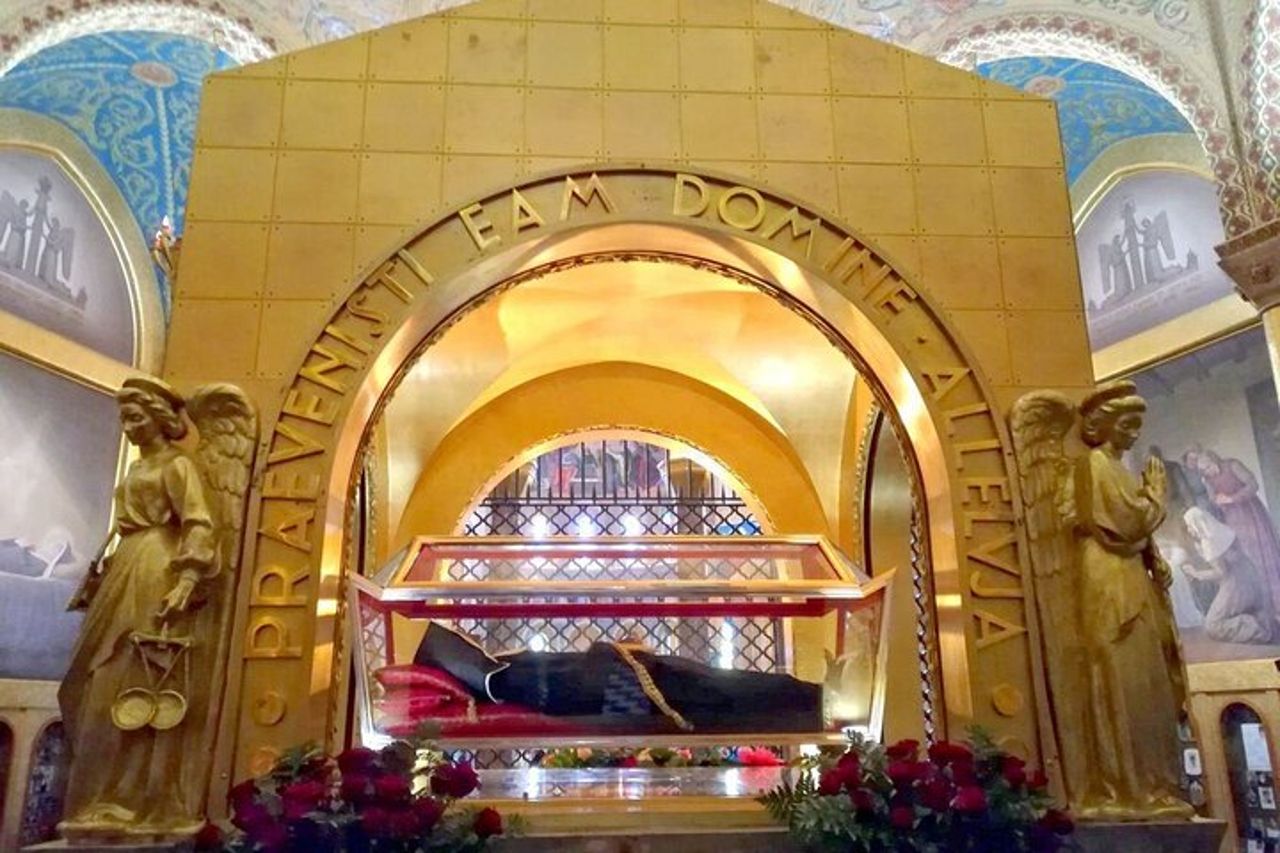 Cascia e Spoleto da Roma: Goditi un tour di un'intera giornata per piccoli gruppi — 2