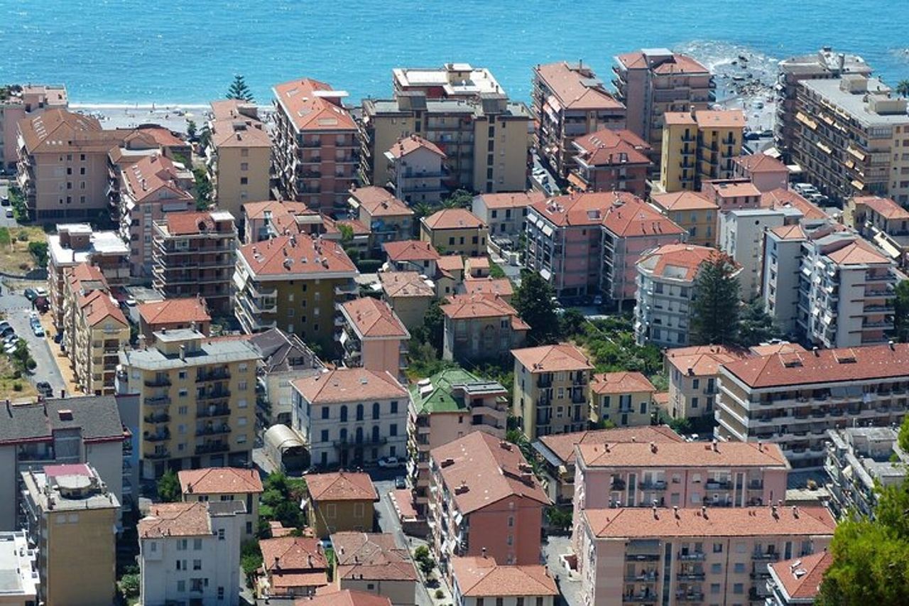 Imperia - Tour privato a piedi del centro storico — 5