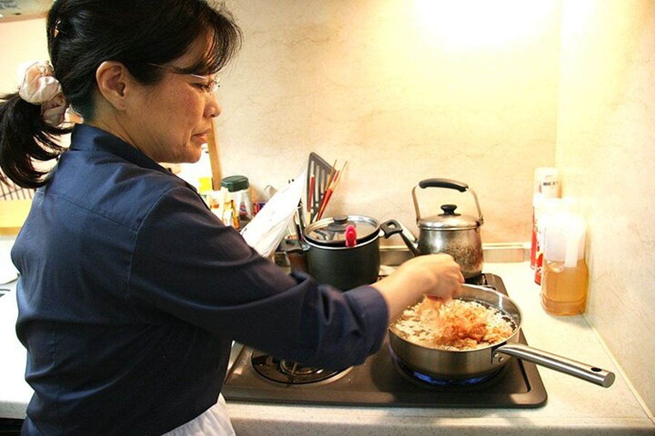 Tour del supermercato di Nagoya e lezione di cucina casalinga con un locale, Akiko — 2