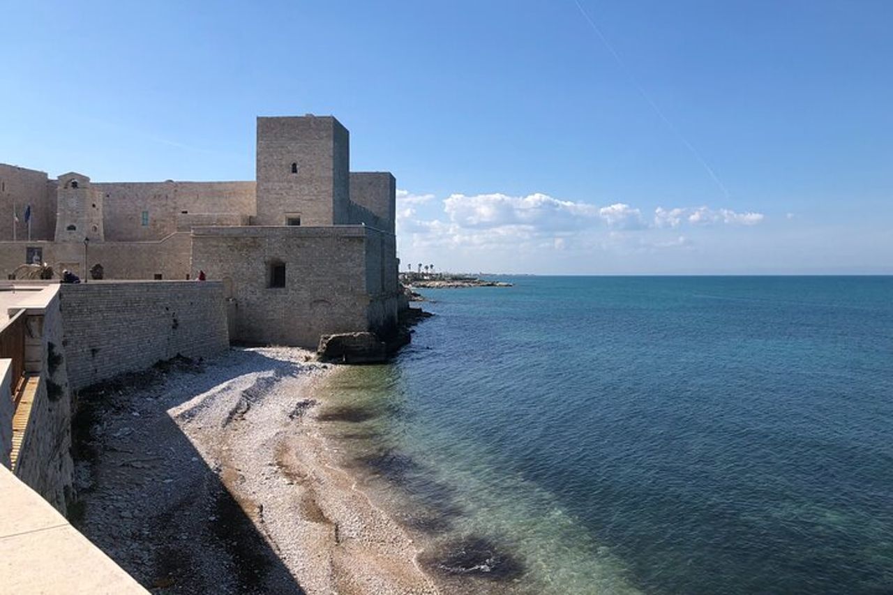 Tour VIP privato delle principali città di Bari e del Nord Puglia con pranzo