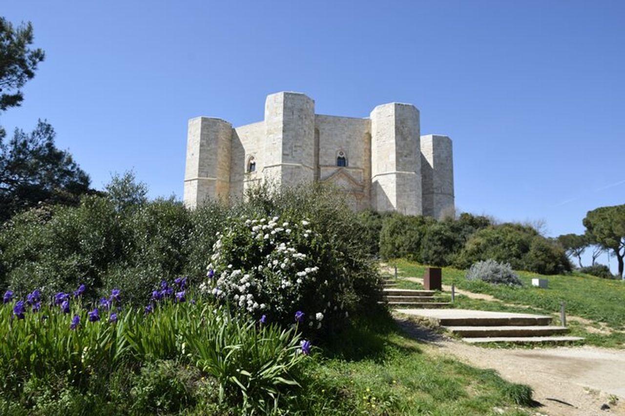 Tour VIP privato delle principali città di Bari e del Nord Puglia con pranzo — 3