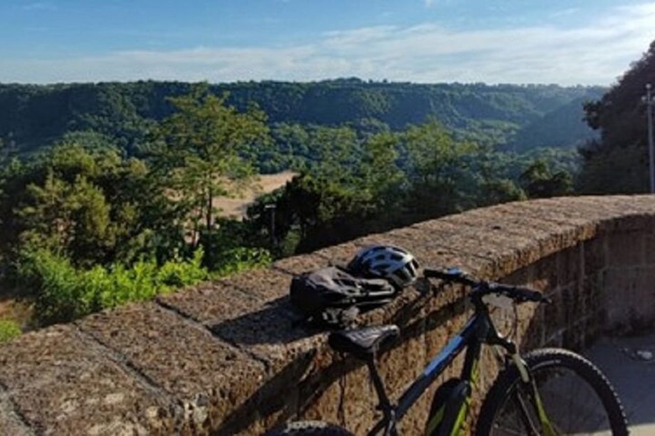 Tour in eBike della Città che Muore di Civita di Bagnoregio — 2