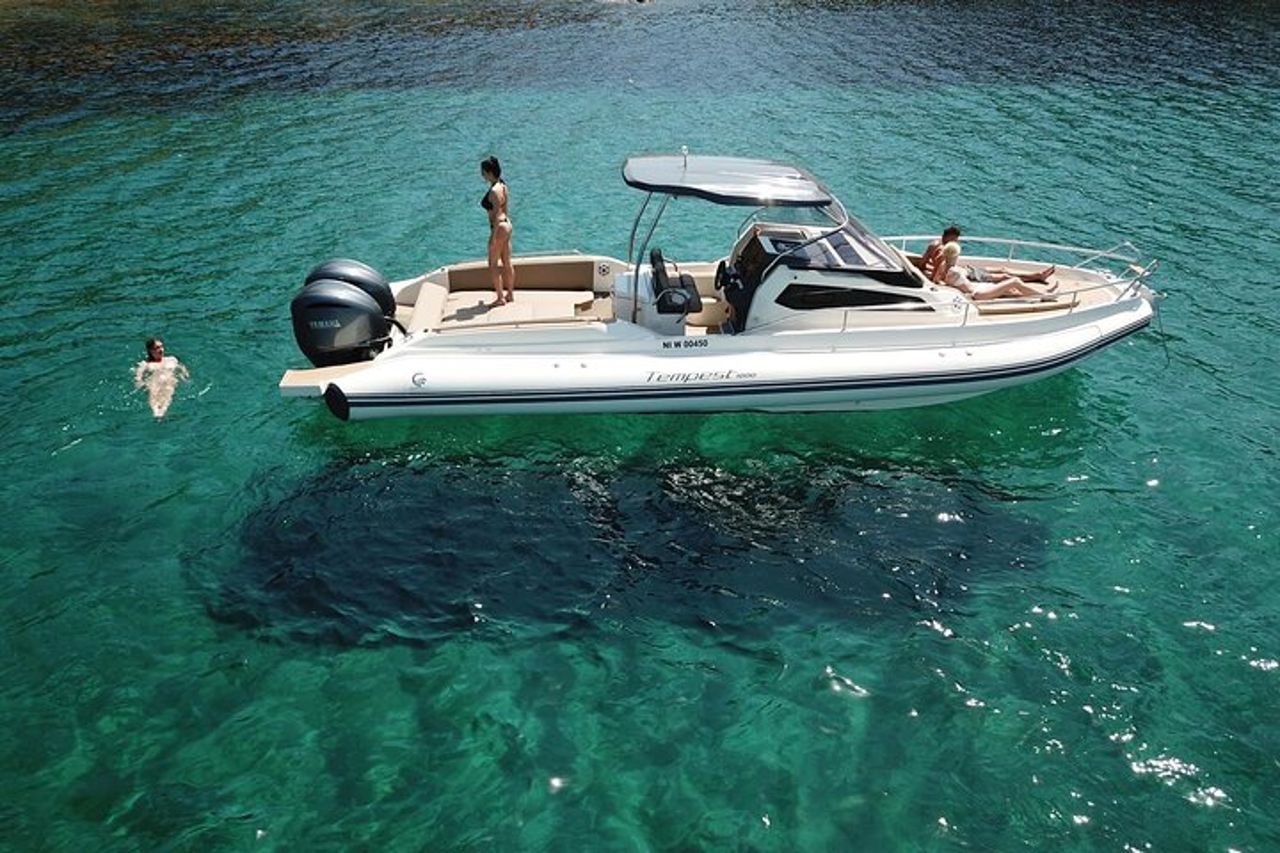 Tour in barca Escursione da Trapani per Favignana e Levanzo 8 ore — 2