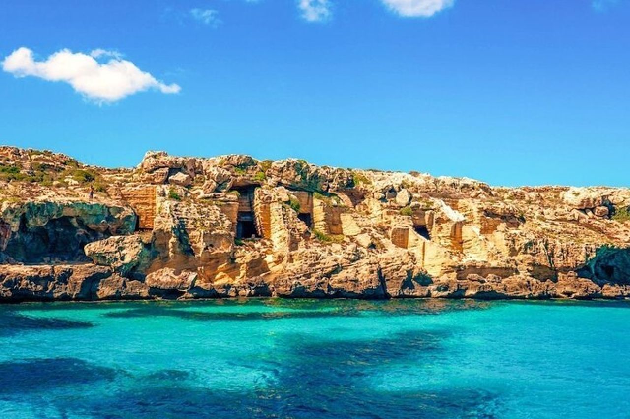Tour in barca Escursione da Trapani per Favignana e Levanzo 8 ore — 8