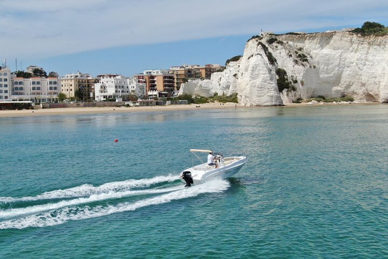 Vieste Noleggio barche senza patante nautica — 5