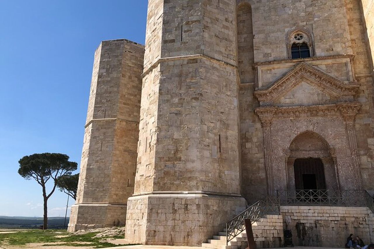 Tour VIP privato delle principali città di Bari e del Nord Puglia con pranzo — 4