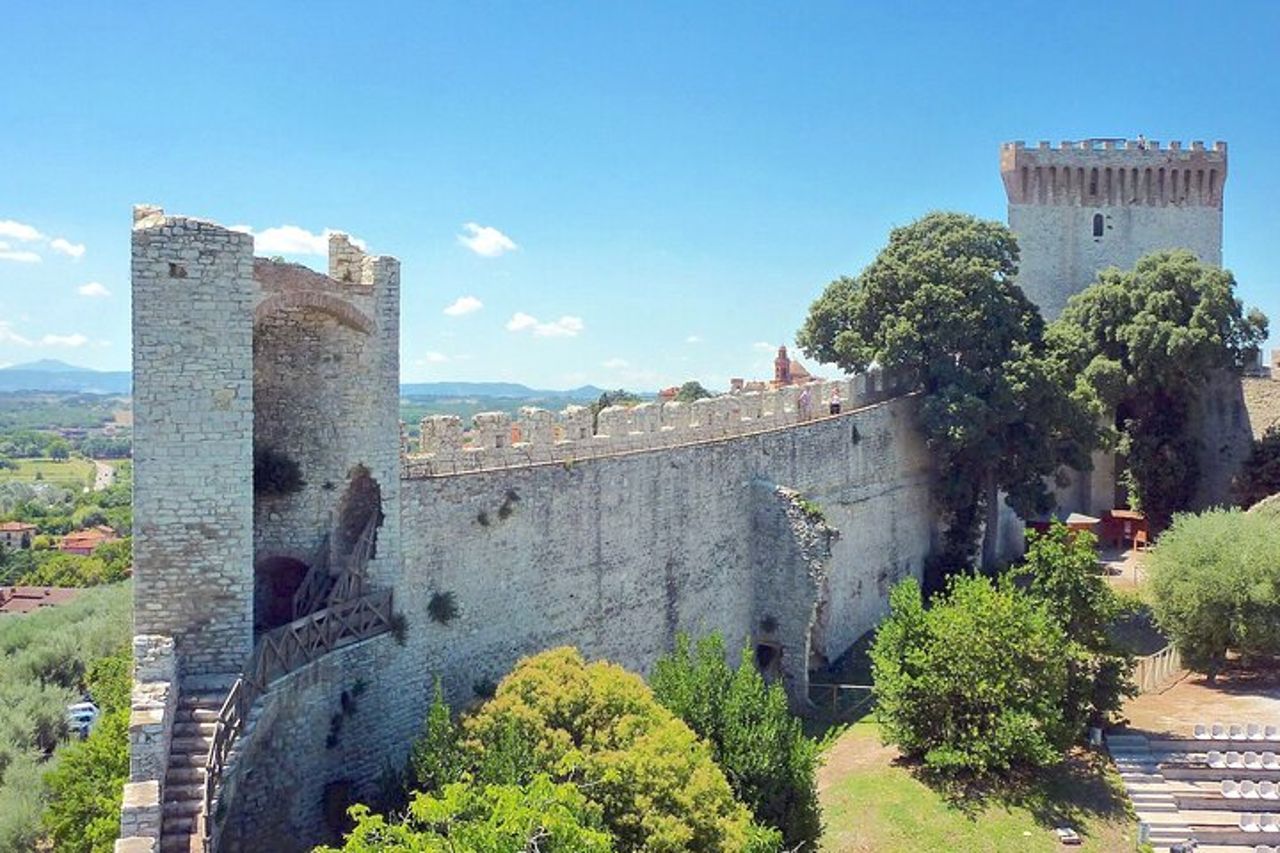 Tour privato del Lago Trasimeno, Perugia e villaggi umbri da Roma — 4