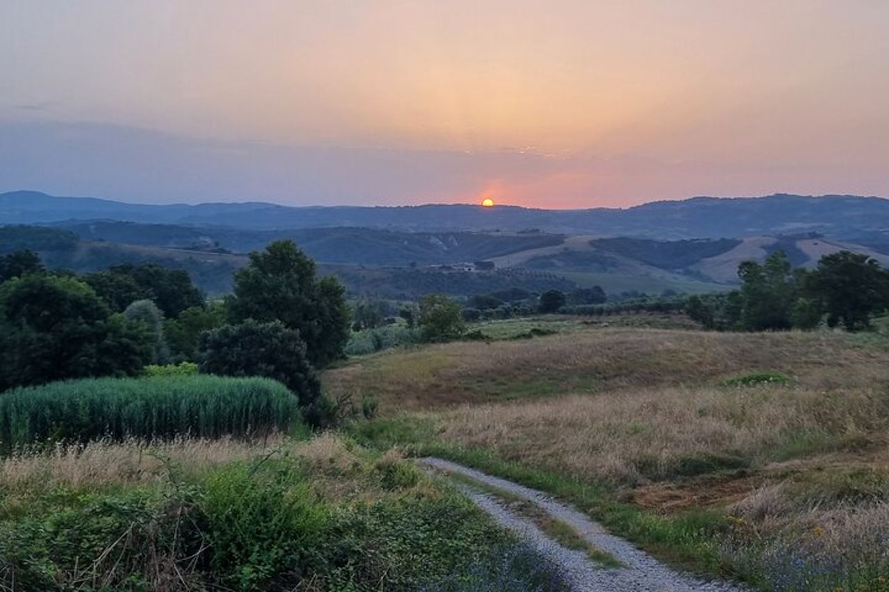 Tour condiviso dell'Umbria di 8 giorni incluso il ritiro — 2