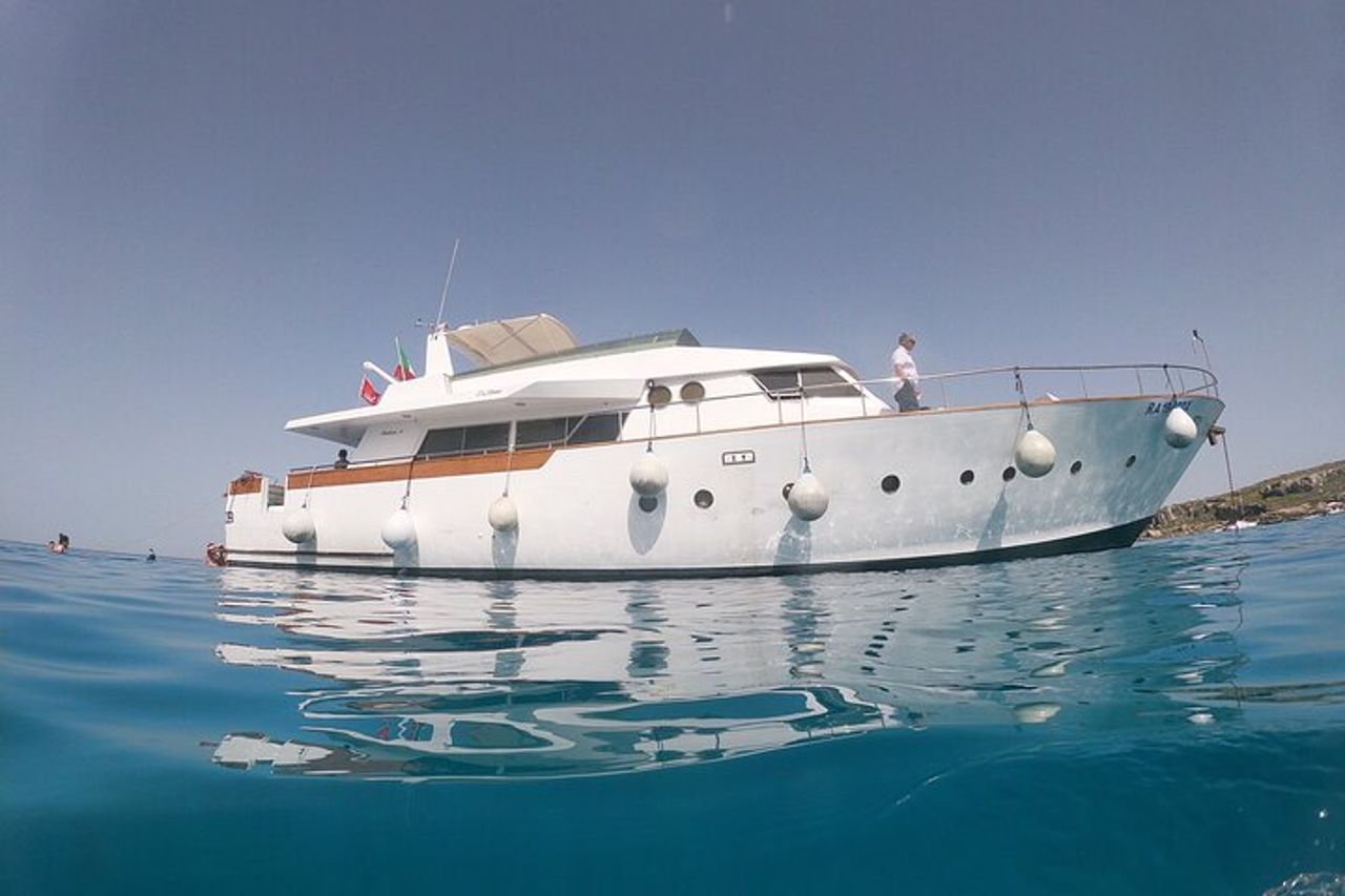 Escursione in Yacht Shalimar IV