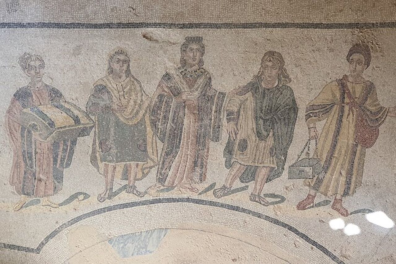 Alla scoperta dell'arte siciliana. Le ceramiche ed i mosaici — 6