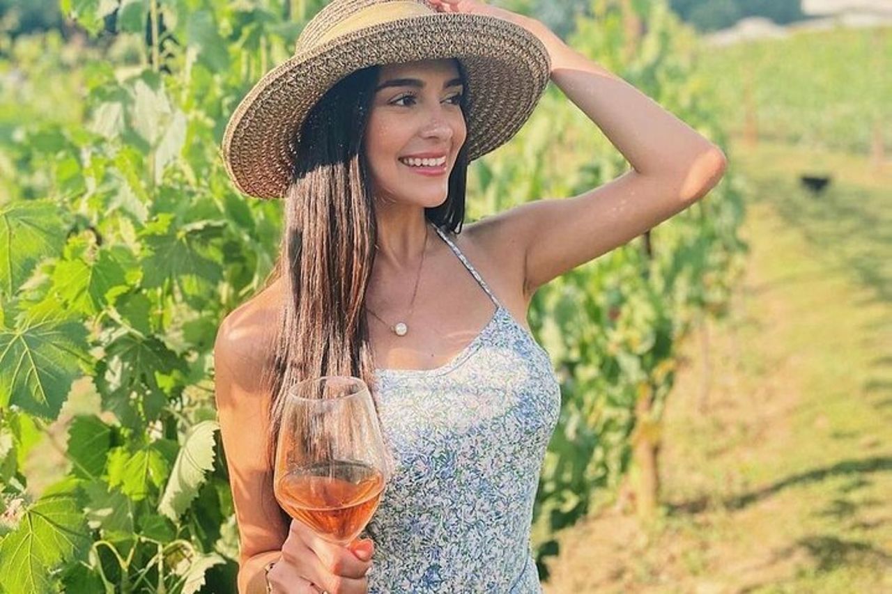 Degustazione di vini e servizio navetta — 5